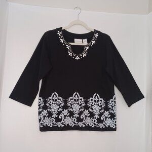 Alfred Dunner 95% Cotton Black N White Blouse w/ Beaded Neckline N Floral Design